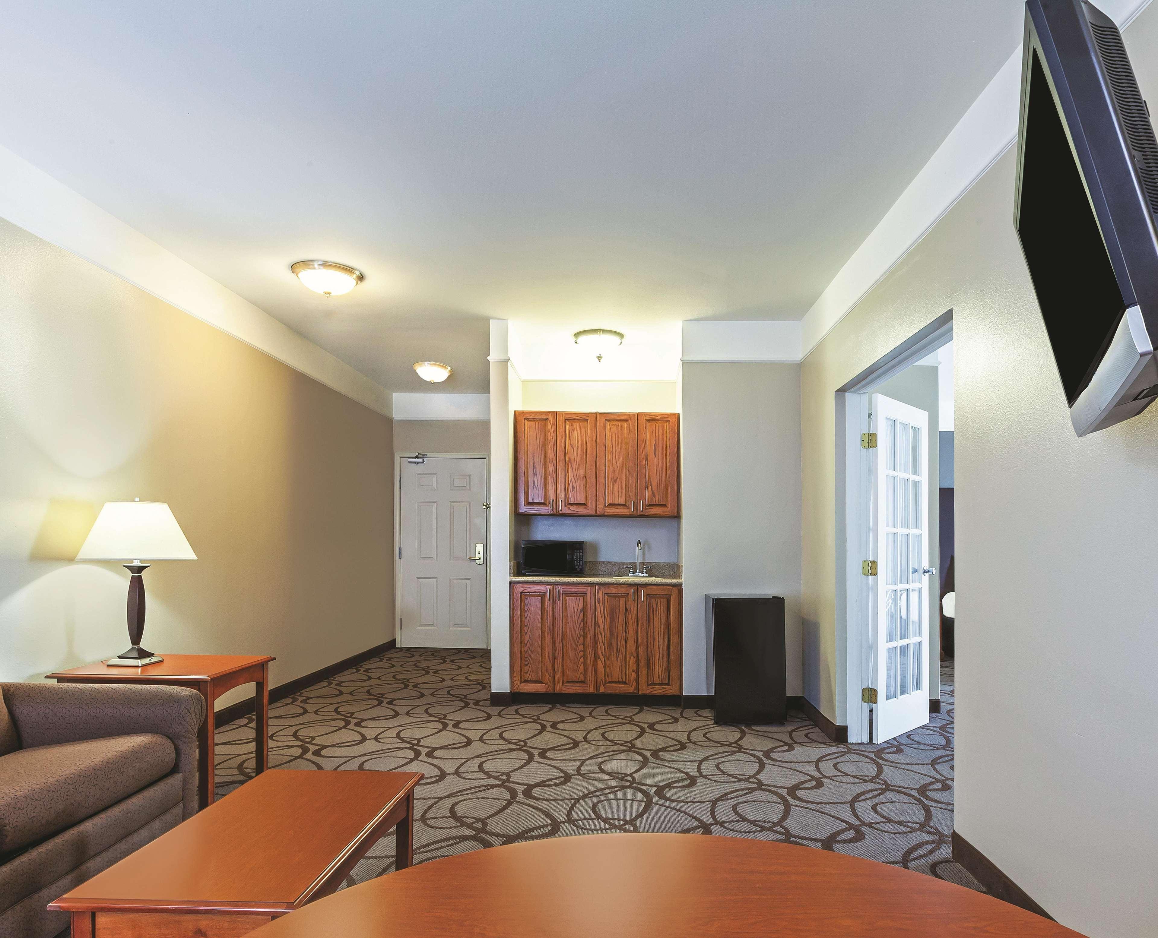 Hotel La Quinta By Wyndham Granbury Exterior foto